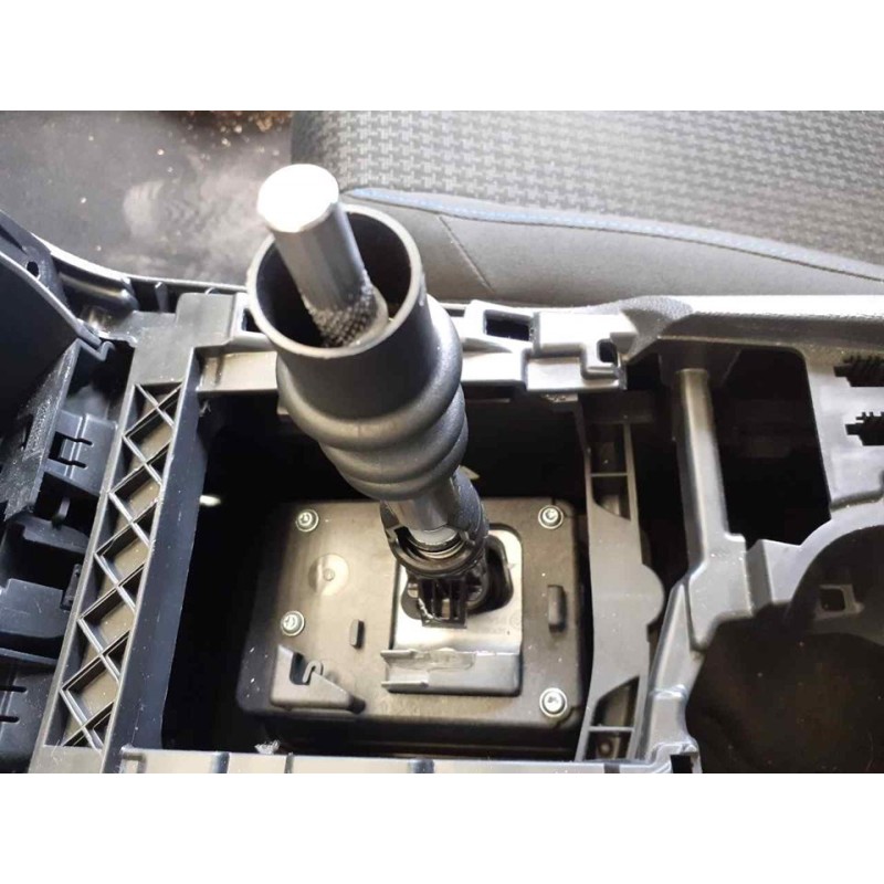 Recambio de palanca cambio para peugeot 308 style referencia OEM IAM 2
