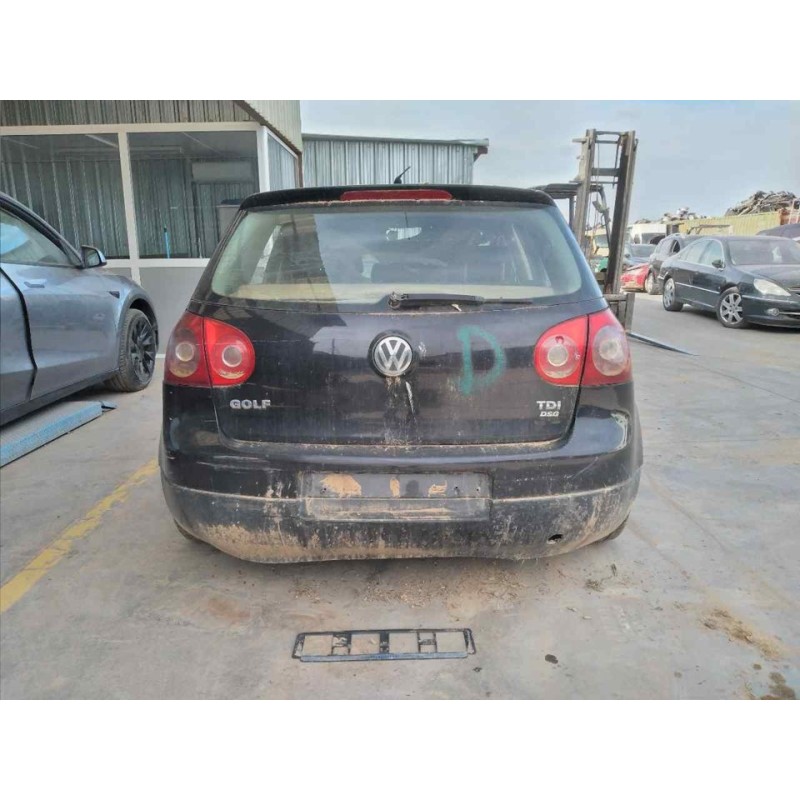 volkswagen golf v berlina (1k1) del año 2007
