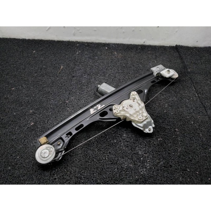Recambio de elevalunas trasero derecho para mercedes-benz clase c (w203) berlina 270 cdi (203.016) referencia OEM IAM 104047XXX 3