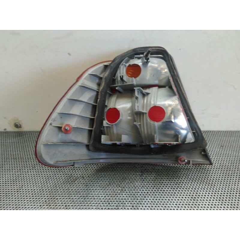 Recambio de piloto trasero derecho para bmw serie 3 berlina (e46) 1.9 cat referencia OEM IAM - Gris 2