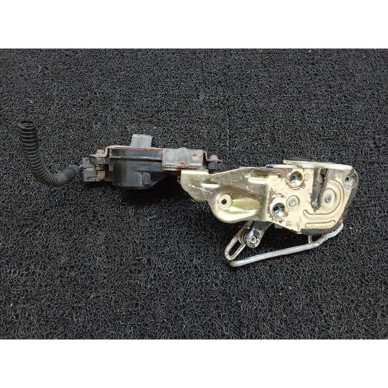 Recambio de cerradura puerta delantera derecha para dodge stealth 3.0 referencia OEM IAM   