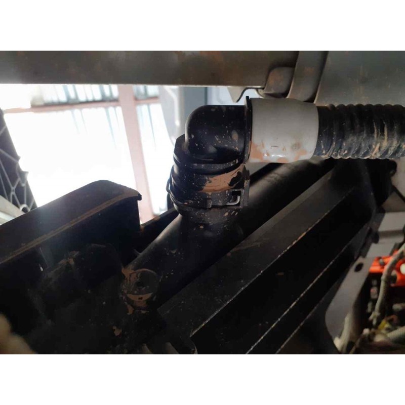 Recambio de radiador agua para tesla model y gran autonomia dual awd referencia OEM IAM 3