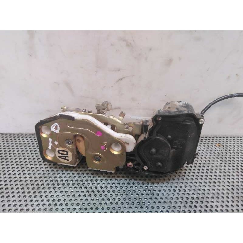 Recambio de cerradura puerta trasera derecha para honda cr-v (rd1/3) 2.0 16v cat referencia OEM IAM   