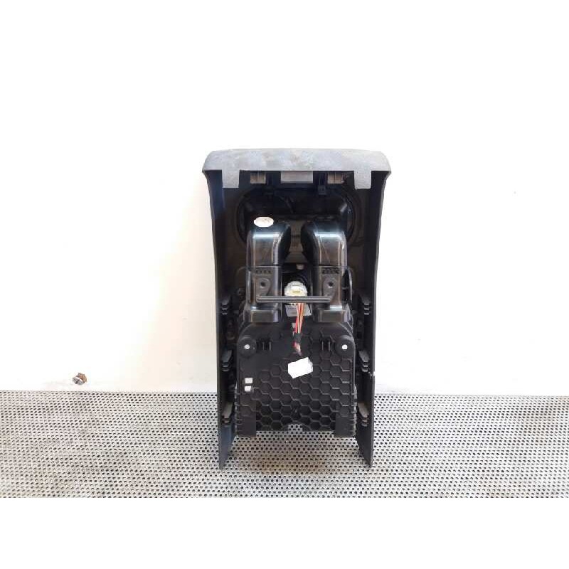 Recambio de consola central para volkswagen golf plus (5m1) 1.9 tdi referencia OEM IAM 2
