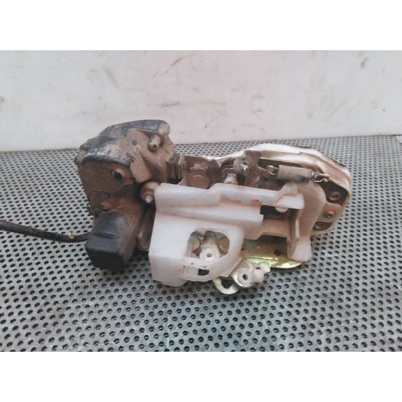 Recambio de cerradura puerta trasera derecha para honda cr-v (rd1/3) 2.0 16v cat referencia OEM IAM 2