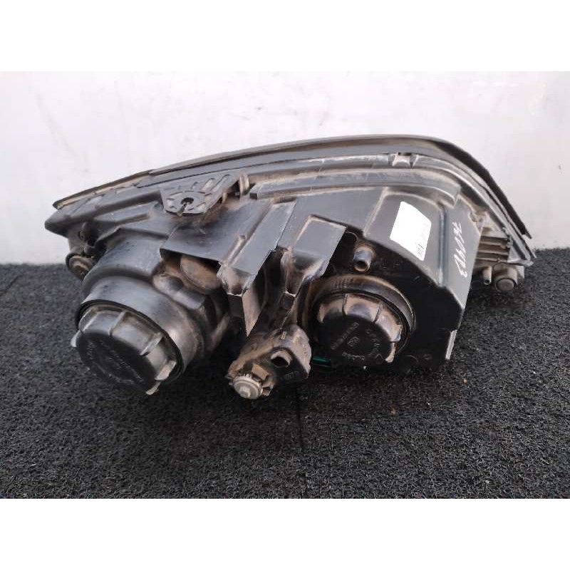 Recambio de faro izquierdo para kia sorento 2.5 crdi concept referencia OEM IAM 2