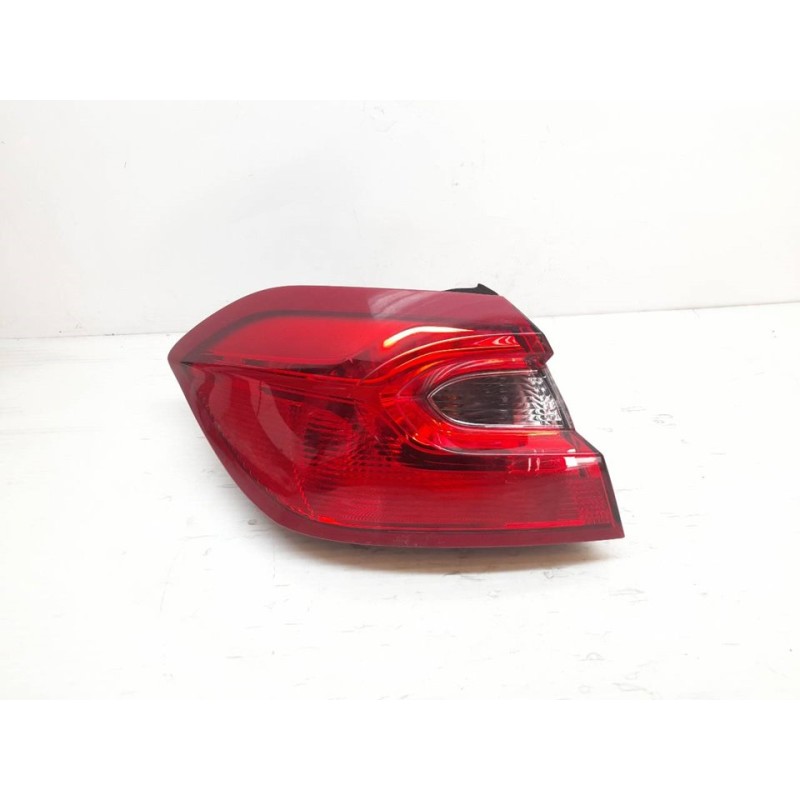 Recambio de piloto trasero izquierdo para ford fiesta (ce1) trend referencia OEM IAM H1BB13405AH  