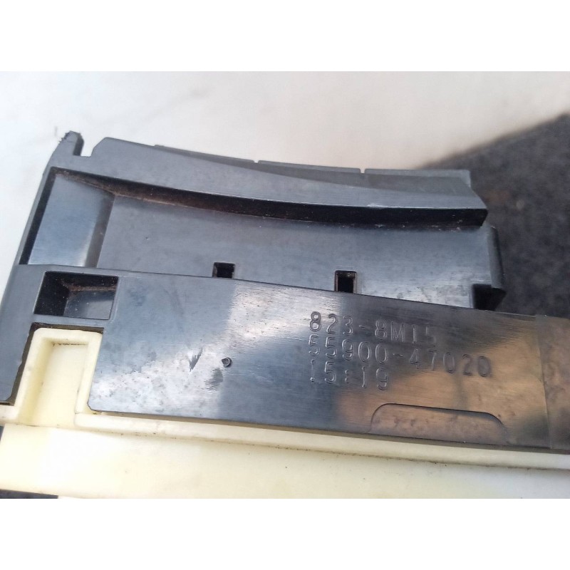 Recambio de mando climatizador para toyota prius (nhw30) advance referencia OEM IAM 5590047020 - Blanco 4