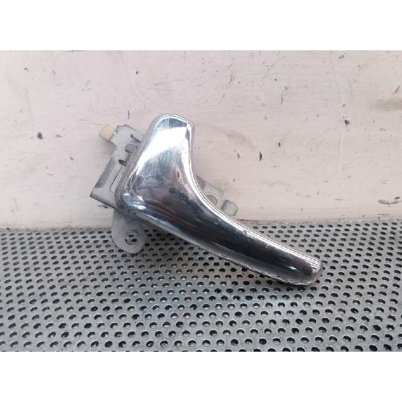 Recambio de maneta interior delantera izquierda para volvo v40 familiar 1.8i referencia OEM IAM   