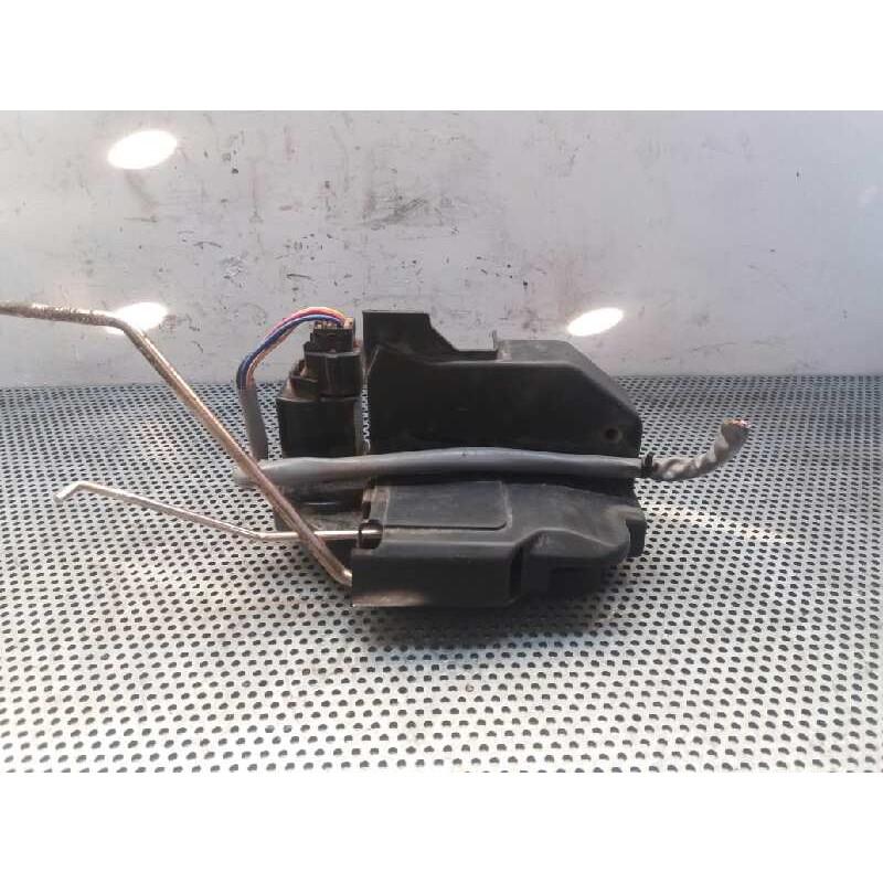 Recambio de cerradura puerta delantera derecha para hyundai getz (tb) 1.1 gl referencia OEM IAM   