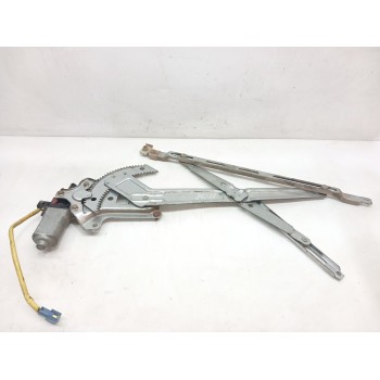 ELEVALUNAS DELANTERO DERECHO 8621002820 