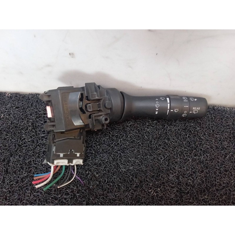 Recambio de mando limpia para toyota prius (nhw30) advance referencia OEM IAM 17F060  