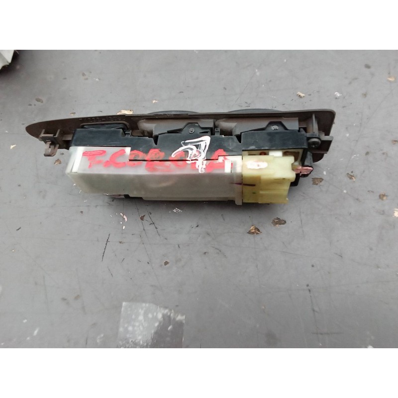 Recambio de mando elevalunas delantero izquierdo para toyota corolla (e11) referencia OEM IAM 3