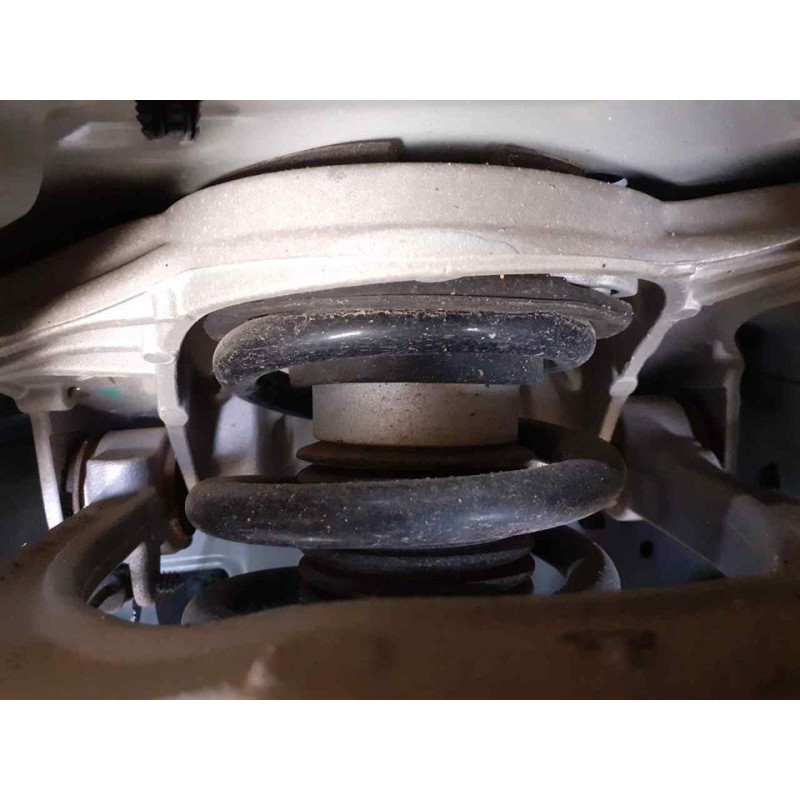 Recambio de amortiguador delantero izquierdo para tesla model y gran autonomia dual awd referencia OEM IAM   