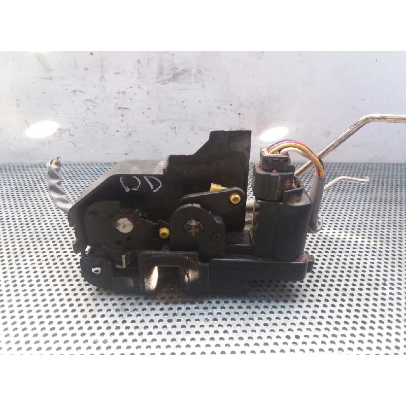 Recambio de cerradura puerta delantera derecha para hyundai getz (tb) 1.1 gl referencia OEM IAM - Blanco 4