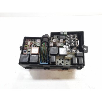 CAJA RELES / FUSIBLES 31314696 