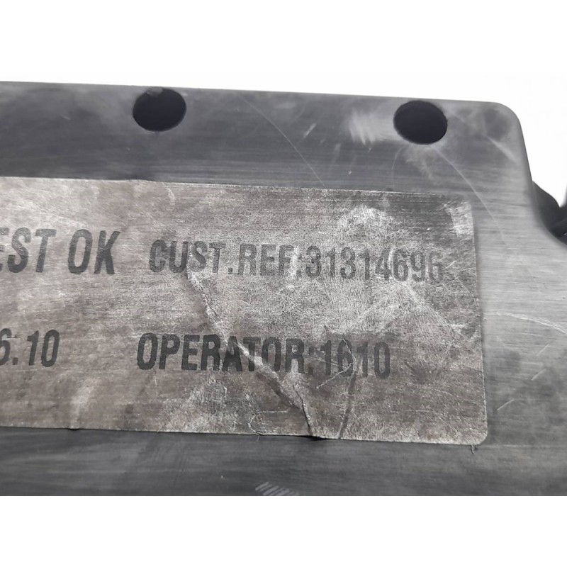 Recambio de caja reles / fusibles para volvo c30 1.6 d drive kinetic referencia OEM IAM 31314696 - Blanco 2