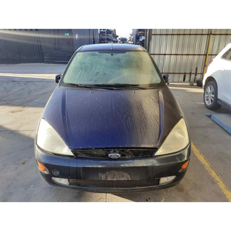 ford focus berlina (cak) del año 2001