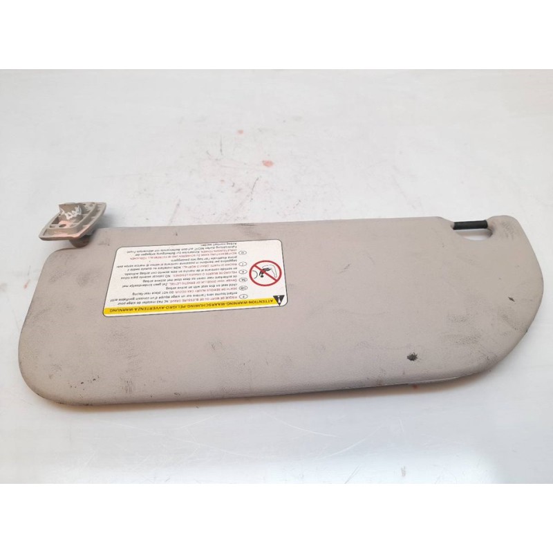 Recambio de parasol derecho para citroën c2 vtr referencia OEM IAM - Negro 3