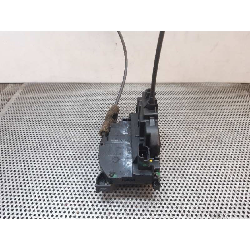 Recambio de cerradura puerta delantera derecha para renault clio grandtour business referencia OEM IAM - Negro 2