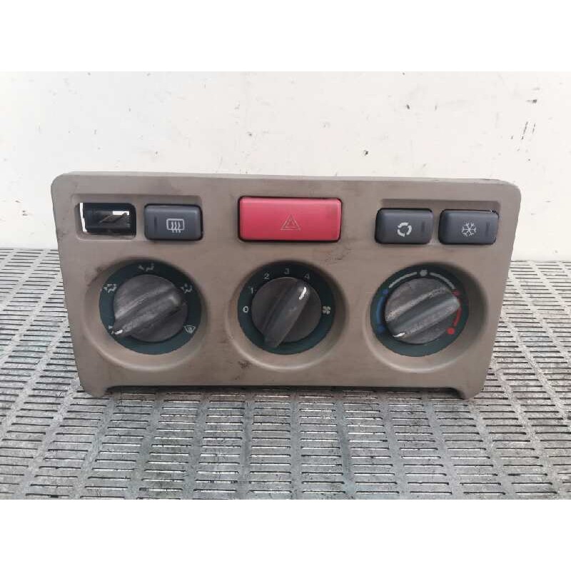 Recambio de mando calefaccion / aire acondicionado para land rover freelander (ln) 2.0 turbodiesel referencia OEM IAM W963924Z  