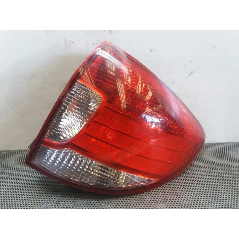 Recambio de piloto trasero derecho para kia rio ls berlina (5-ptas.) referencia OEM IAM - Gris 4