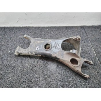 BRAZO SUSPENSION INFERIOR TRASERO IZQUIERDO 8666345 