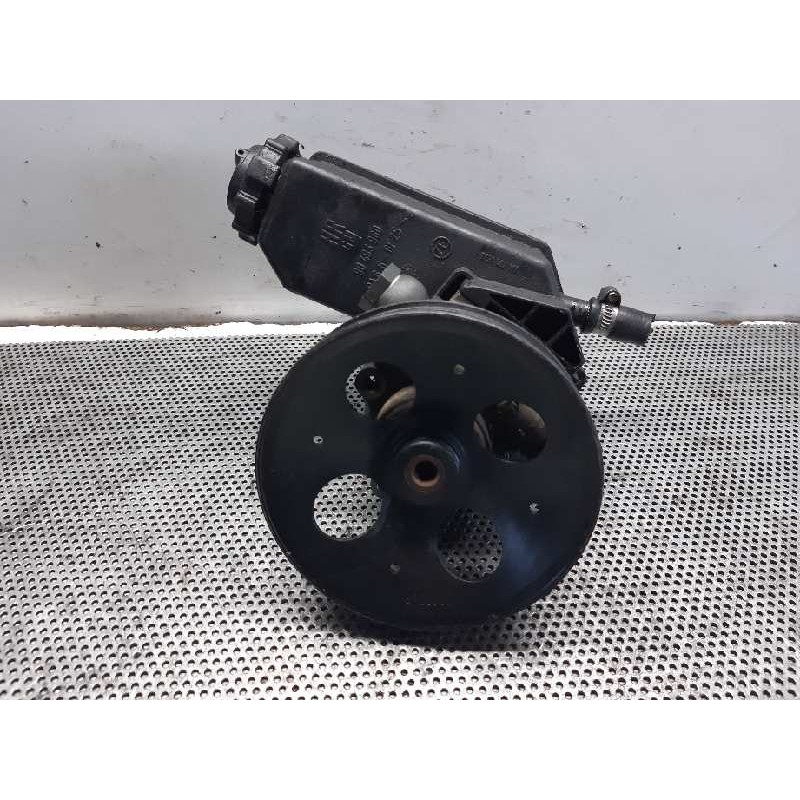 Recambio de bomba direccion para opel vectra b berlina 1.8 16v cat referencia OEM IAM 90495980 98913 