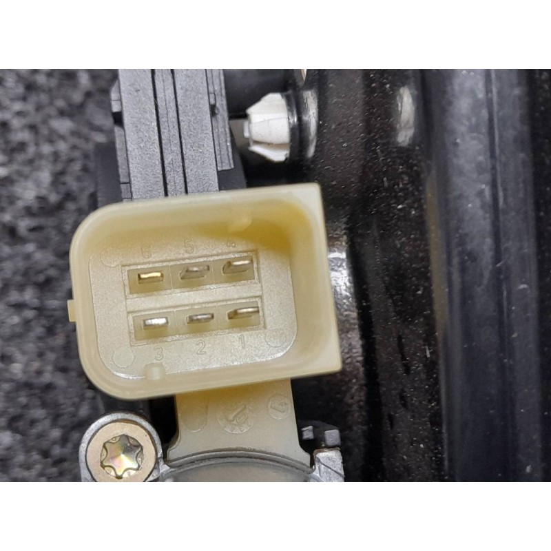 Recambio de elevalunas trasero izquierdo para mercedes-benz clase c (w203) familiar c 270 t cdi (203.216) referencia OEM IAM A20 6