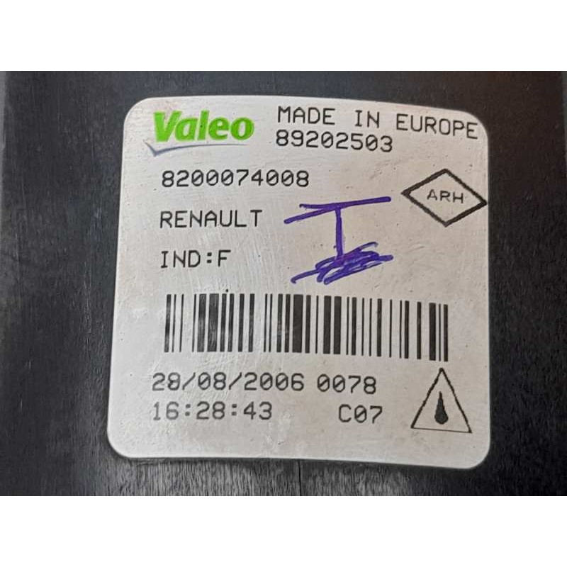 Recambio de faro antiniebla izquierdo para dacia logan básico referencia OEM IAM 8200074008  VALEO - Gris 4