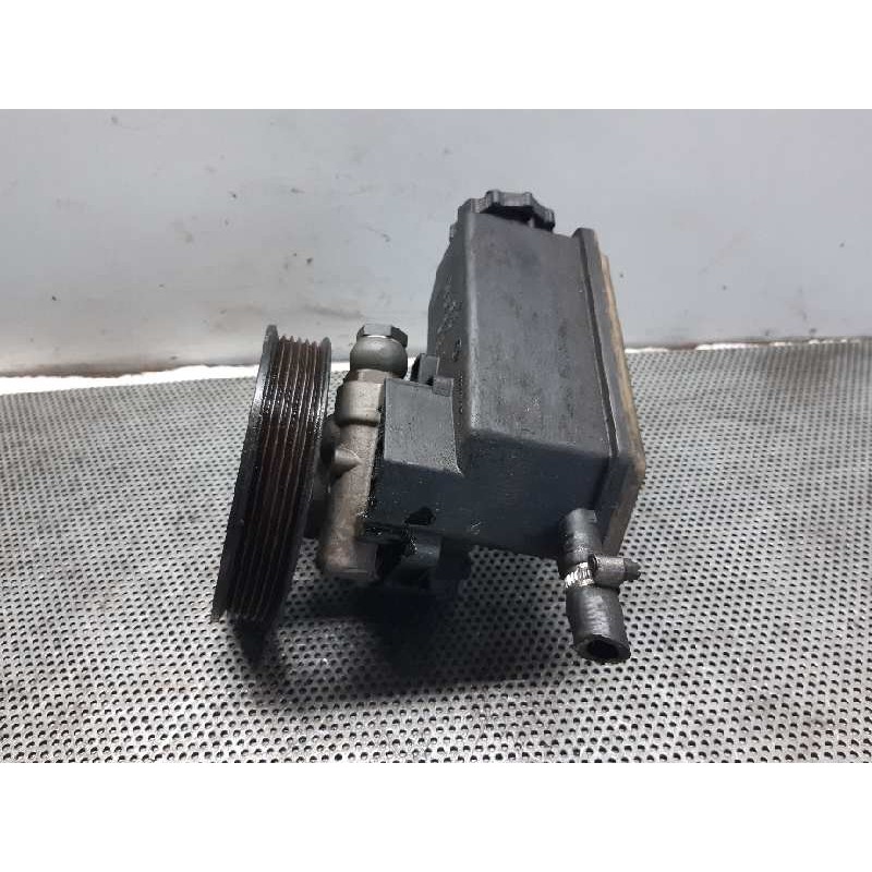 Recambio de bomba direccion para opel vectra b berlina 1.8 16v cat referencia OEM IAM 90495980 98913 3