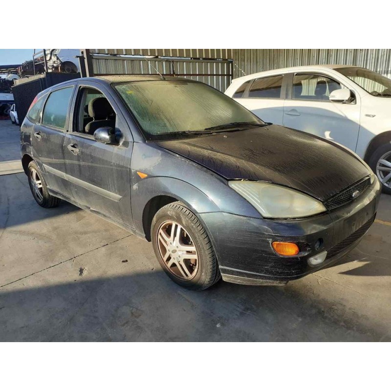 ford focus berlina (cak) del año 2001