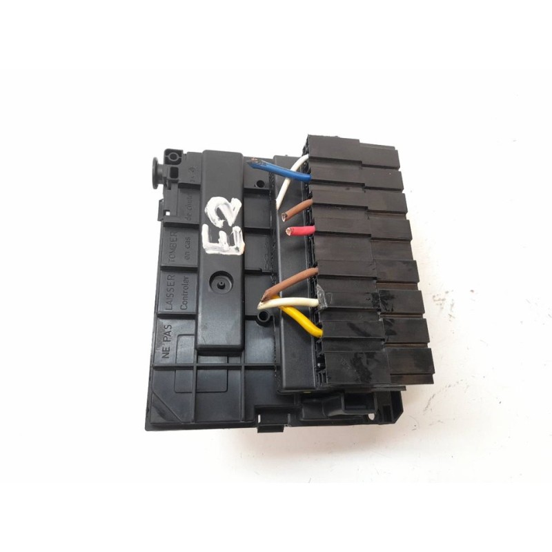 Recambio de caja reles / fusibles para citroën c4 grand picasso exclusive referencia OEM IAM 9667044880 - Negro 3