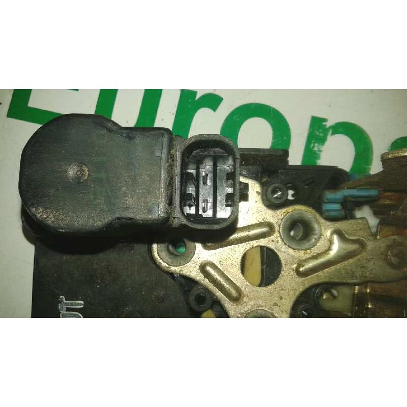 Recambio de cerradura puerta trasera derecha para daewoo tacuma 1.8 referencia OEM IAM - Rojo 2