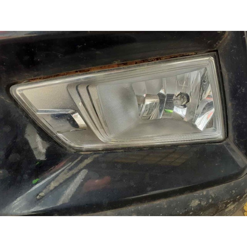 Recambio de faro antiniebla izquierdo para ssangyong tivoli limited 4x2 referencia OEM IAM   