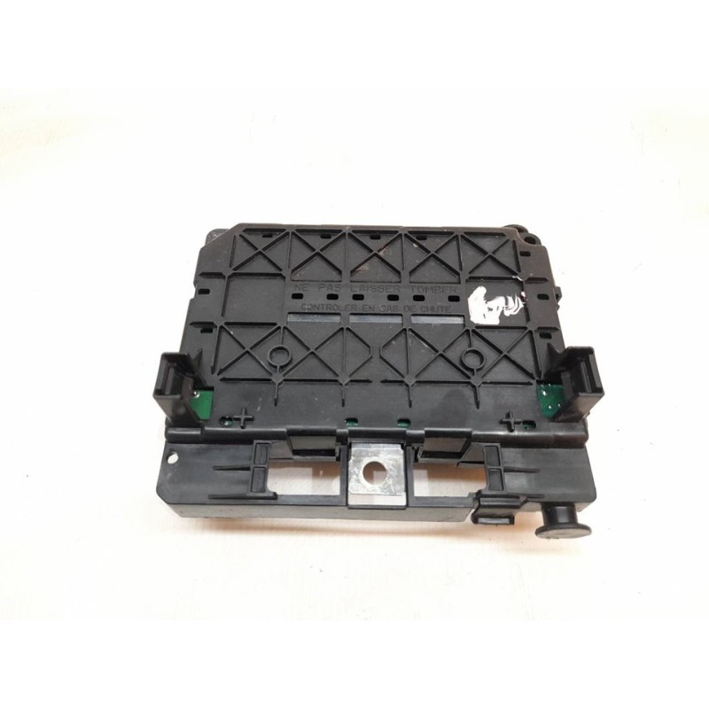 Recambio de caja reles / fusibles para citroën berlingo 1.9 dx familiar referencia OEM IAM 9650618580 - Blanco 3