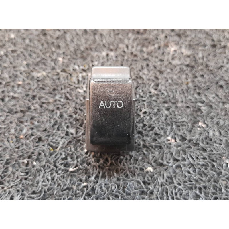 Recambio de mando elevalunas delantero derecho para toyota avensis berlina (t25) 2.2 d-4d executive berlina (5-ptas.) referencia