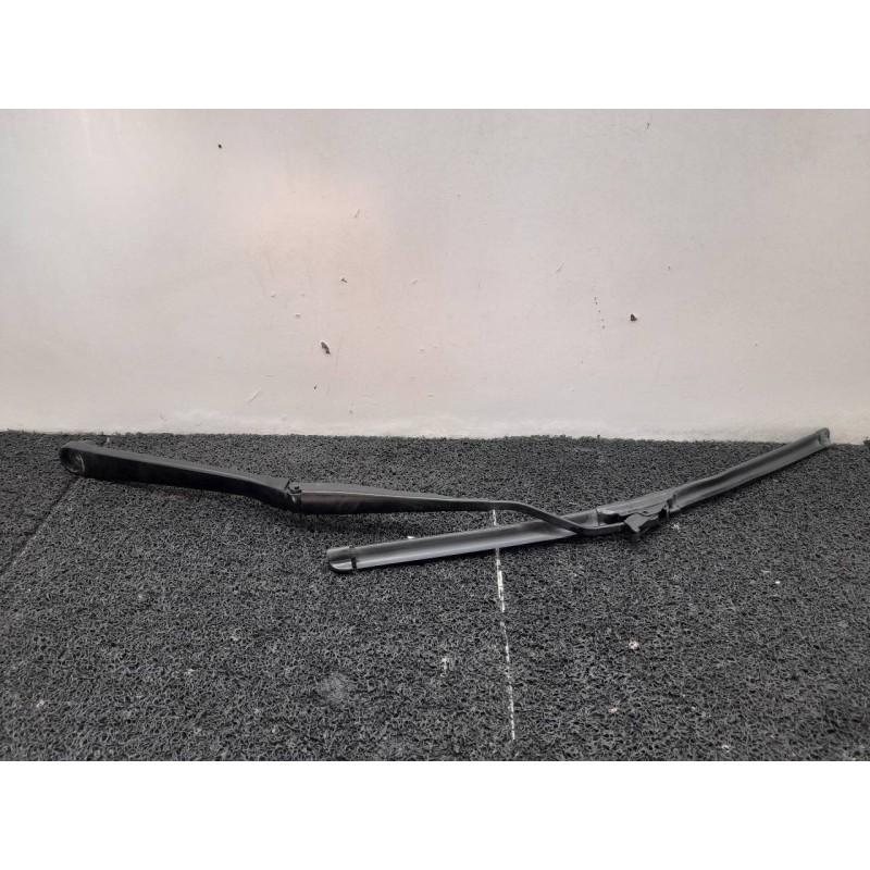 Recambio de brazo limpia delantero izquierdo para nissan juke (f15) kuro referencia OEM IAM W00004686  