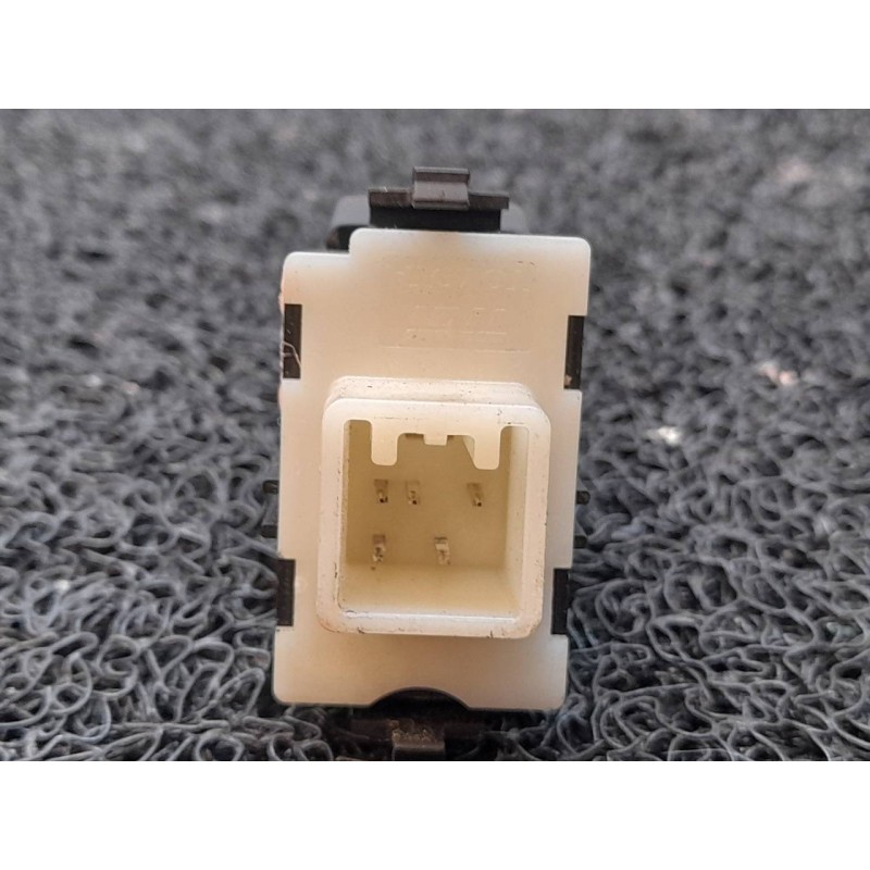 Recambio de mando elevalunas delantero derecho para toyota avensis berlina (t25) 2.2 d-4d executive berlina (5-ptas.) referencia 2