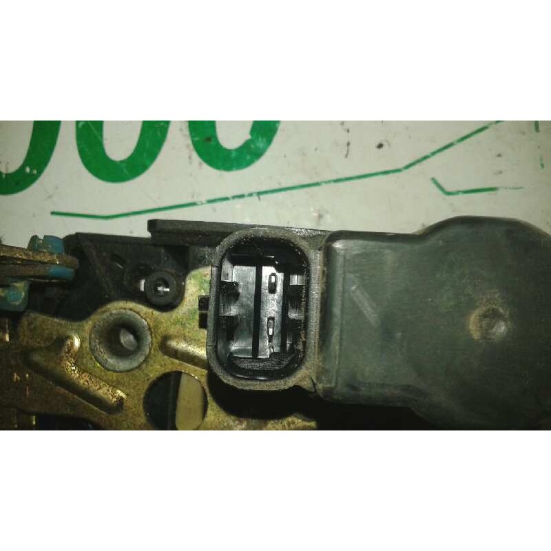 Recambio de cerradura puerta trasera izquierda para daewoo tacuma 1.8 referencia OEM IAM - Rojo 2