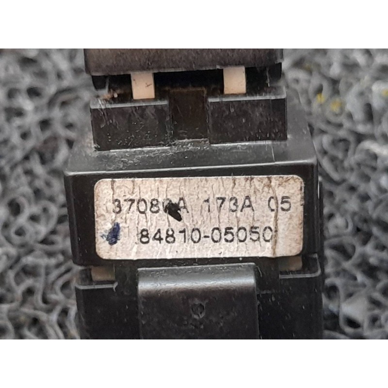 Recambio de mando elevalunas delantero derecho para toyota avensis berlina (t25) 2.2 d-4d executive berlina (5-ptas.) referencia 3