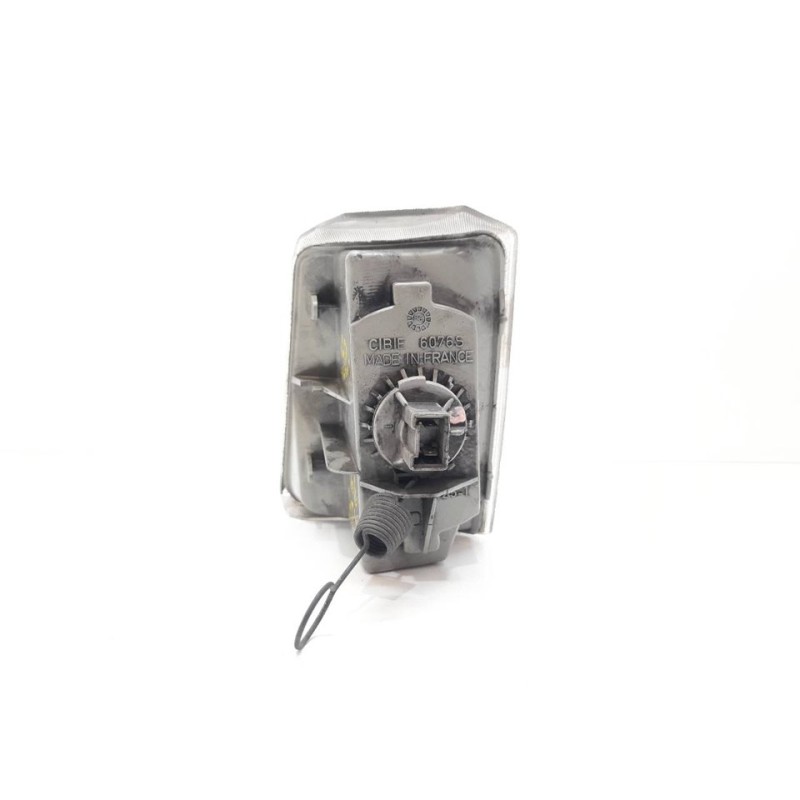 Recambio de piloto delantero derecho para renault 25 (b29) referencia OEM IAM  53921 2