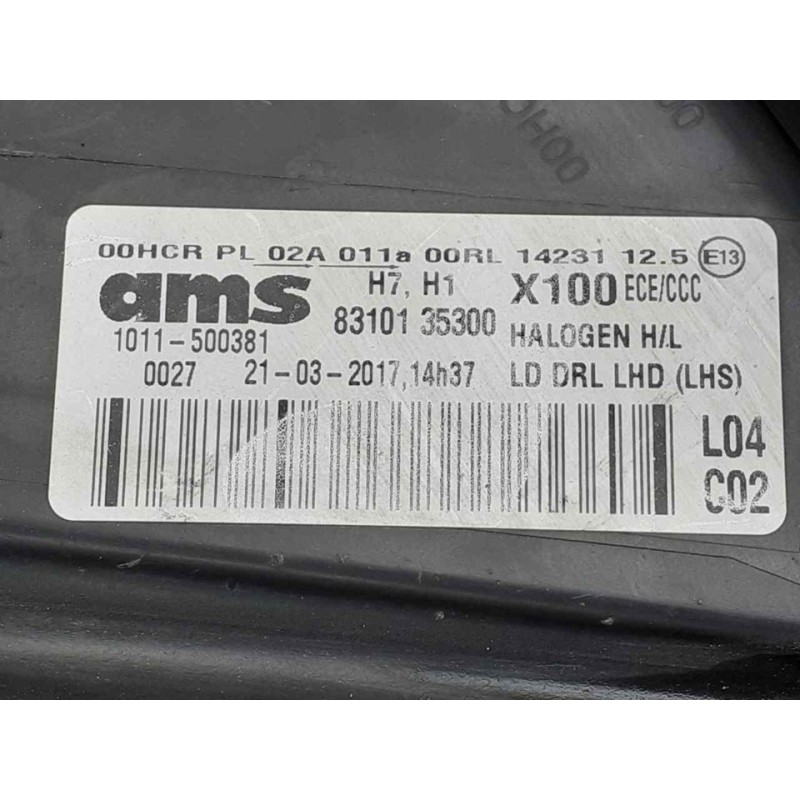 Recambio de faro izquierdo para ssangyong tivoli limited 4x2 referencia OEM IAM 8310135300 3
