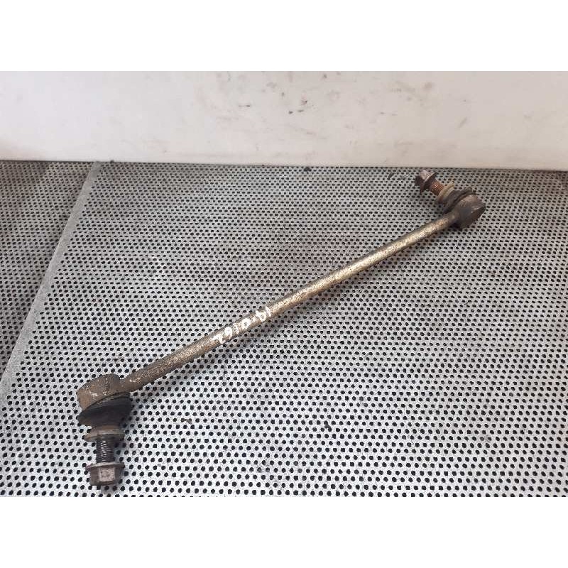 Recambio de tirante delantero izquierdo para toyota auris active referencia OEM IAM   
