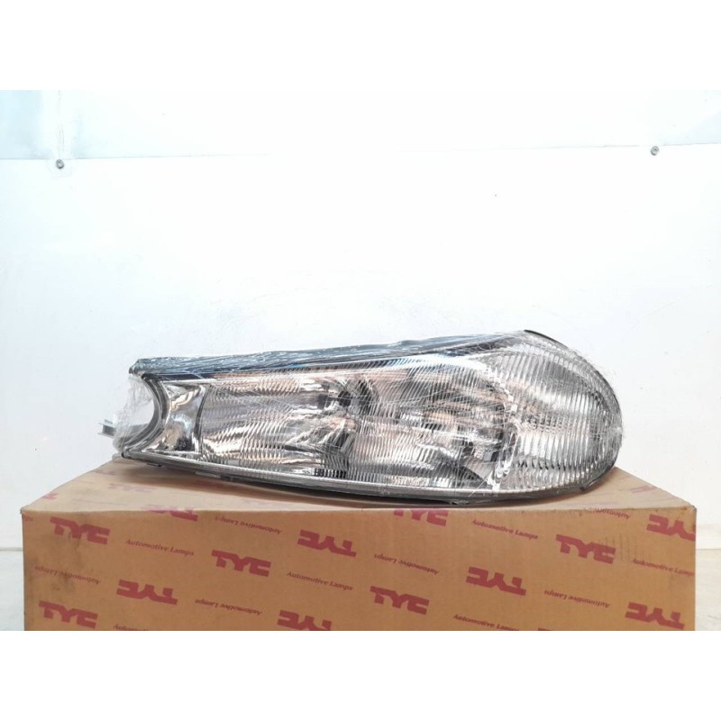 Recambio de faro izquierdo para ford mondeo berlina (gd) referencia OEM IAM 203754A82B 27952 
