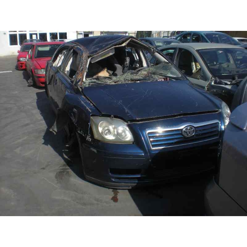 toyota avensis berlina (t25) del año 2003