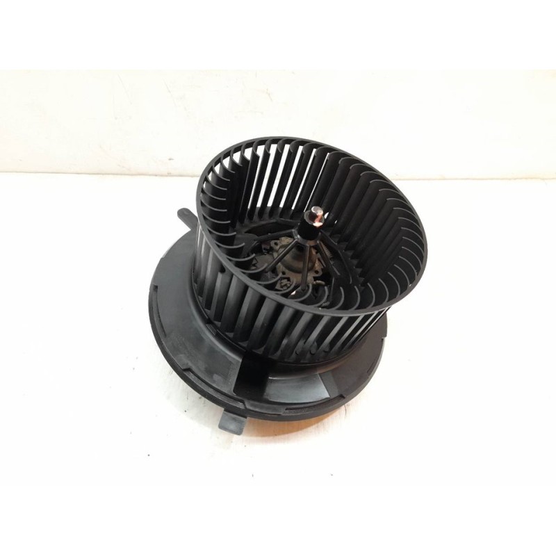 Recambio de motor calefaccion para volkswagen touran (1t1) conceptline referencia OEM IAM 1K1819015 983226 VALEO - Gris 3