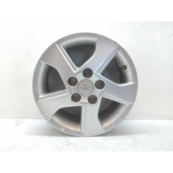 LLANTA 4261102D90 