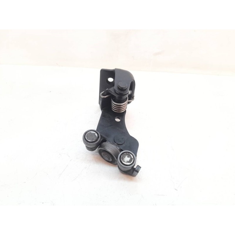 Recambio de soporte / guia puerta corredera para ford tourneo connect (tc7) kombi b. corta (2006) referencia OEM IAM 6T16V26800A - Blanco
