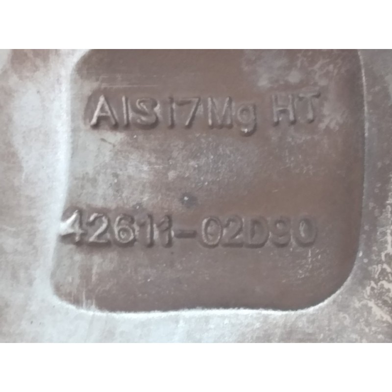 Recambio de llanta para toyota auris hybrid active referencia OEM IAM 4261102D90 - Negro 2